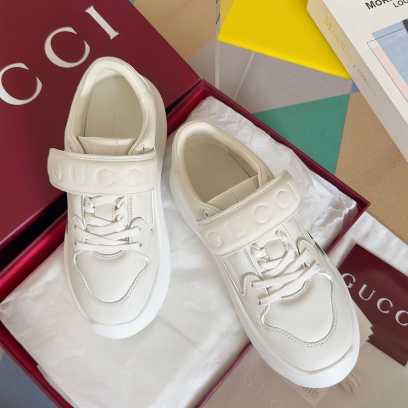 G*u*i casual shoes